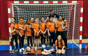 Les -11 filles terminent 6e